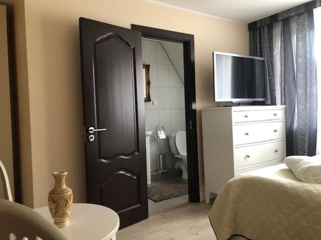 פלאנגה Columba Livia Guesthouse מראה חיצוני תמונה