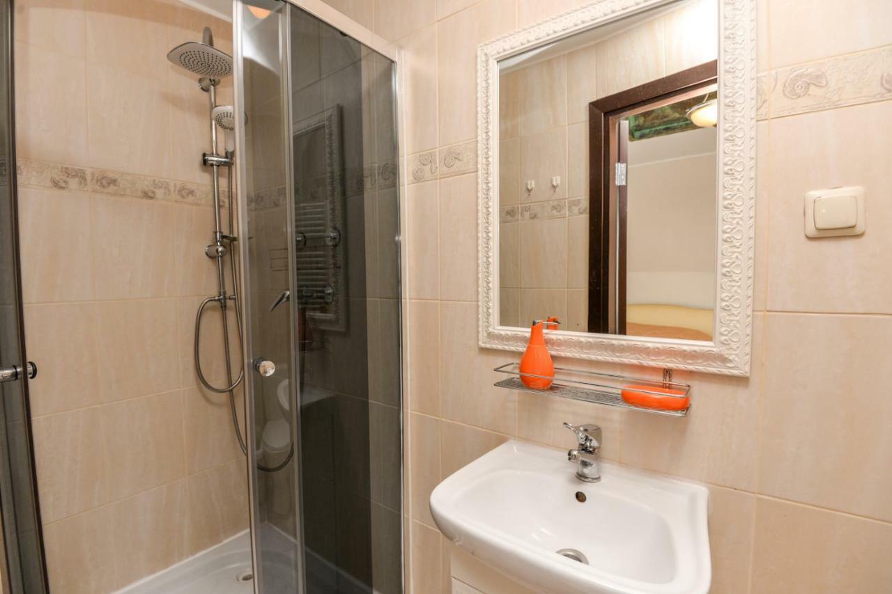 פלאנגה Columba Livia Guesthouse מראה חיצוני תמונה